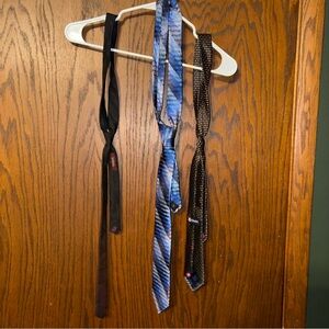 Set of 3 ties